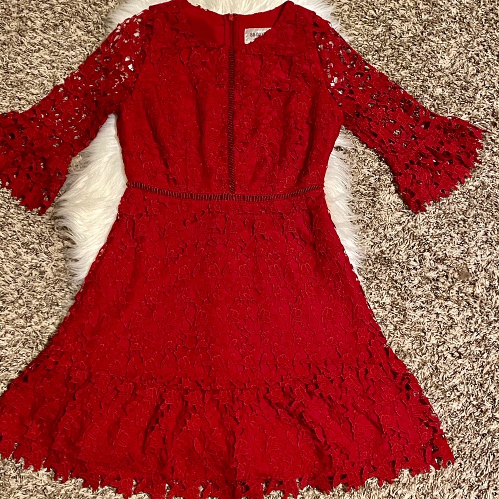 BB Dakota Boutique Dress, Red lace pattern, Size 4